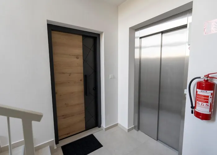 Tissa Διαμέρισμα *